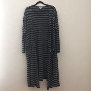 LuLaRoe Sarah Black and Gray stripe XL